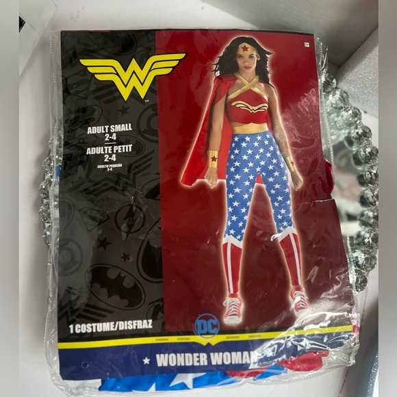 DC Wonder Woman Red and Yellow Costume stretch - Picture 3 of 14